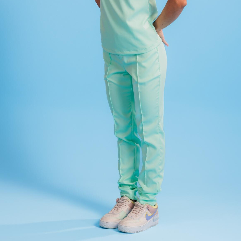 Women's Tailored Scrub Pant With Pockets