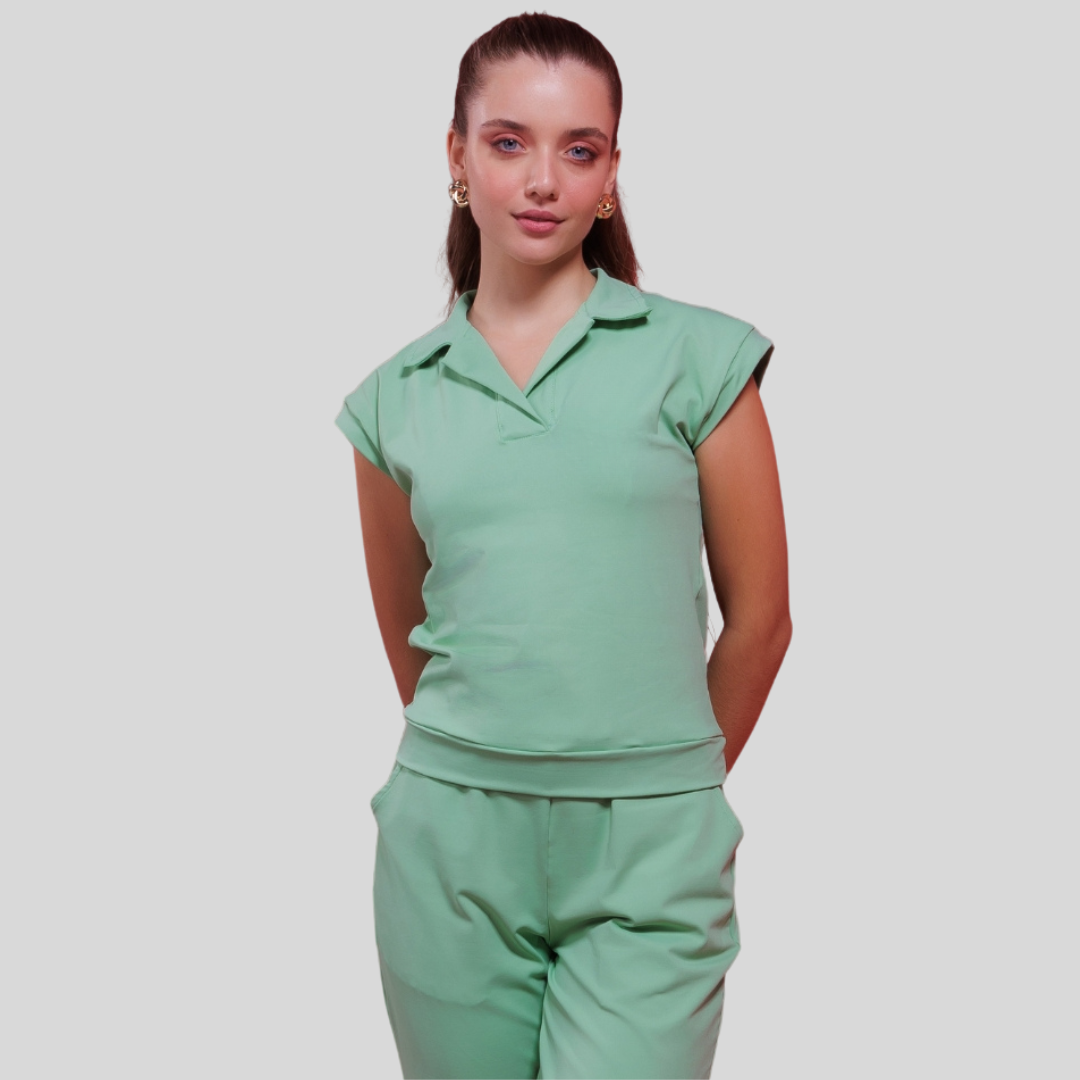 Women's Slim Fit Sport Scrub Top