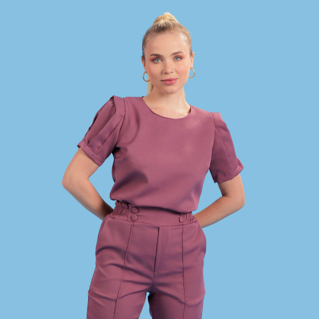 Women's Round-neck Scrub Top With Distinctive Sleeves